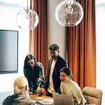 Aparthotel Revo 4*