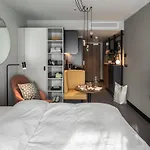 Aparthotel Revo 4*
