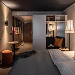 Revo 4* Münih