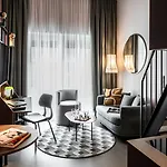 Aparthotel Revo 4*