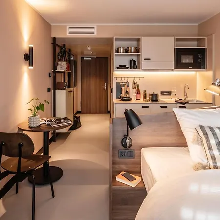 Revo Hotel apartamentowy 4*